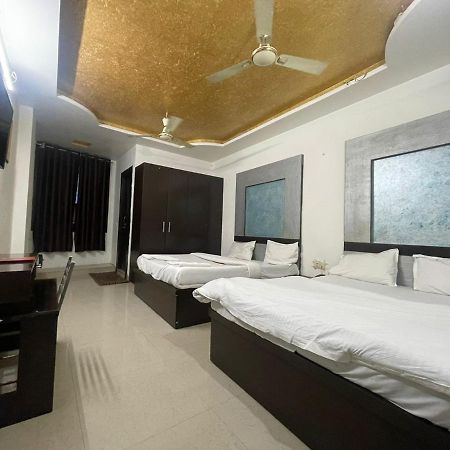 Blue Rose International, Family Hotel Агра Екстер'єр фото
