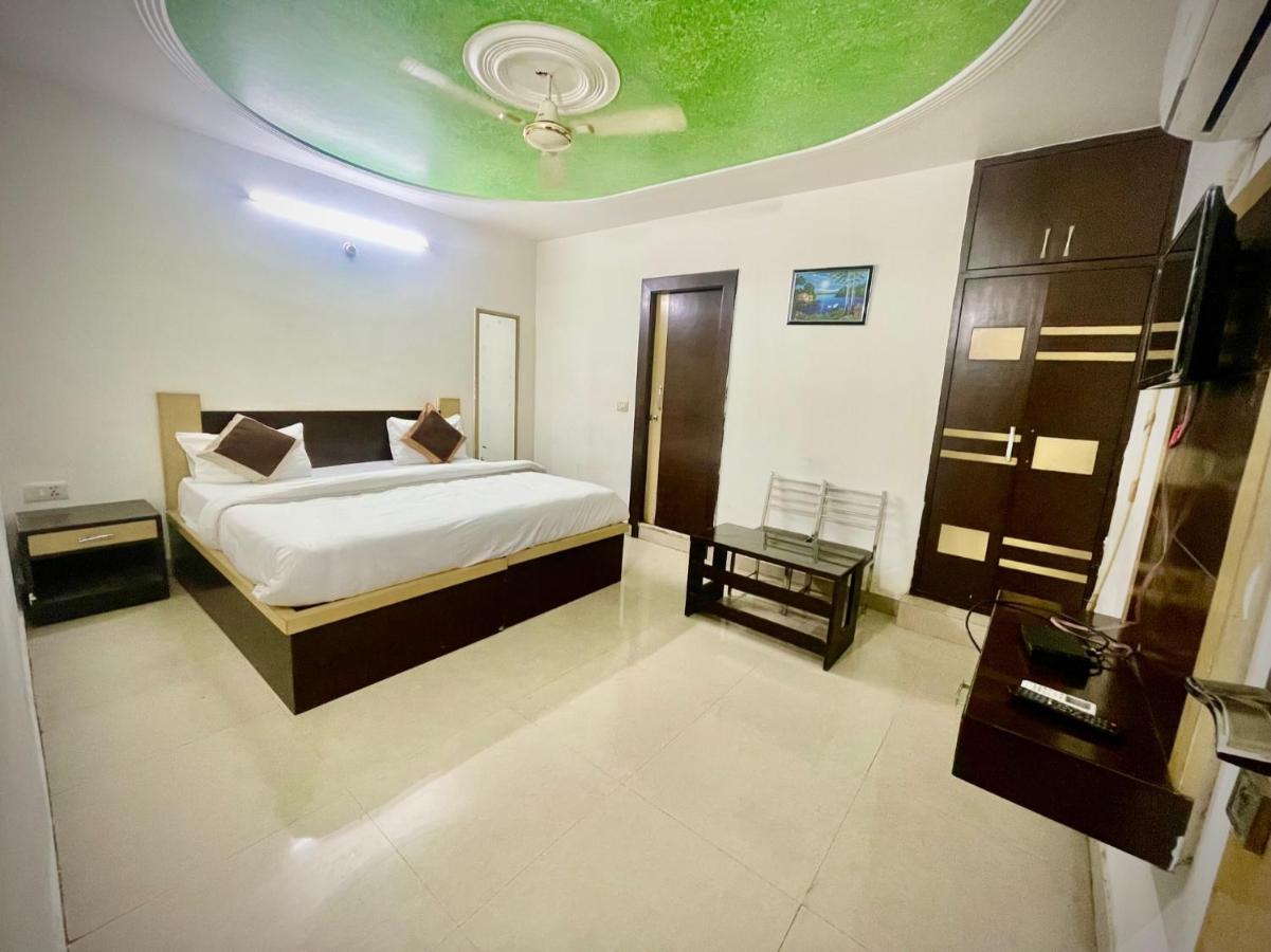 Blue Rose International, Family Hotel Агра Екстер'єр фото